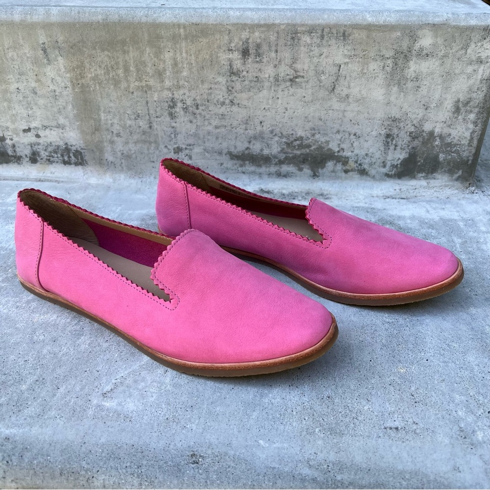 UGG NWOT Vista Flat Size 8 in Pink